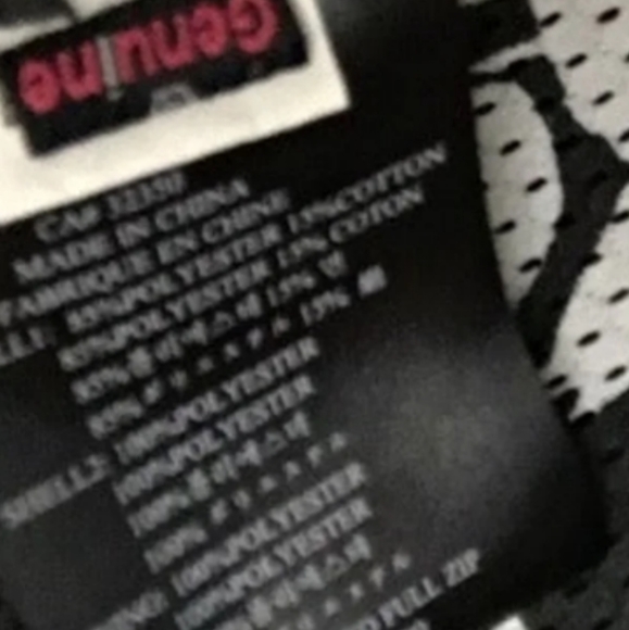 Womens medium mens small volcom 3 layer jacket - Picture 3 of 3